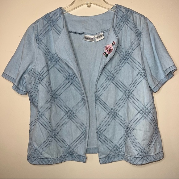 Vintage Two Twenty Cotton Denim Embroidered Open Front Top Size Large - Picture 13 of 16